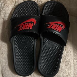 Nike Slides EUC